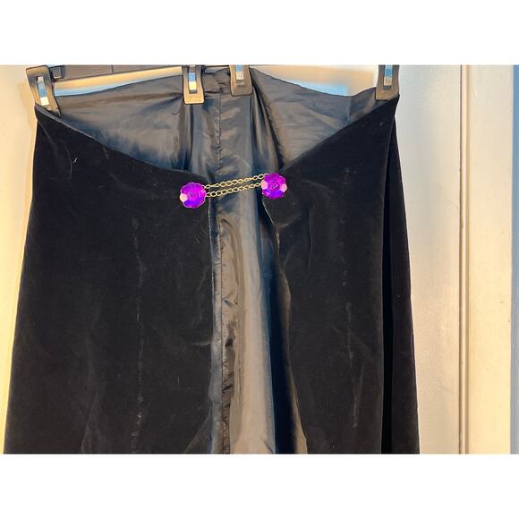 VTG Black Velvet Cape Cloak Handmade Whimsigoth Witchy Renaissance Vampire - Picture 2 of 7